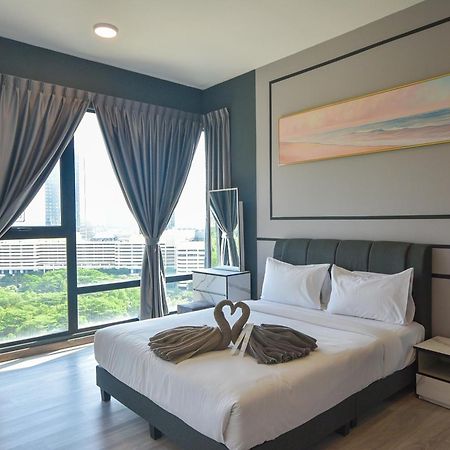 Midvalley Southkey Mosaic Suite By Nest Home Джохор-Бару Екстер'єр фото
